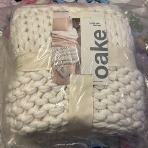 OAK Hand Knit Throw Blanket - White 50x60